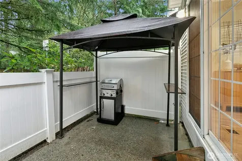 601 12th Avenue NW Issaquah WA 98027