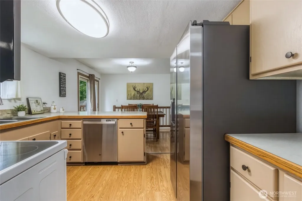 304 SW 11th Street College Place WA 99324
