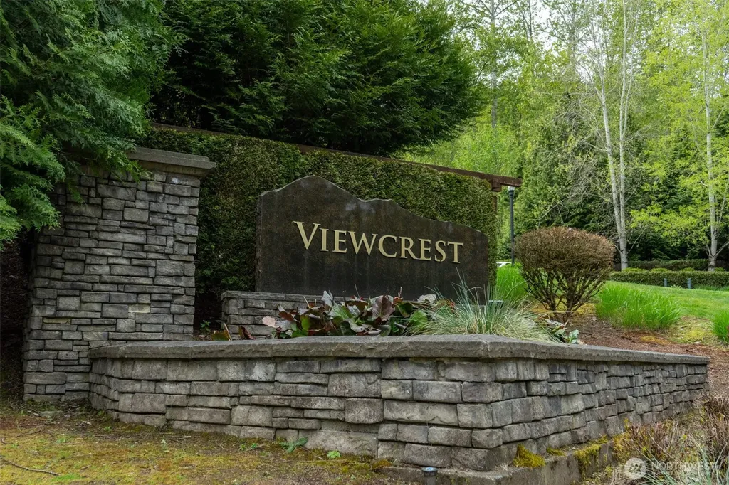 4050 S 212th Court Seatac WA 98198
