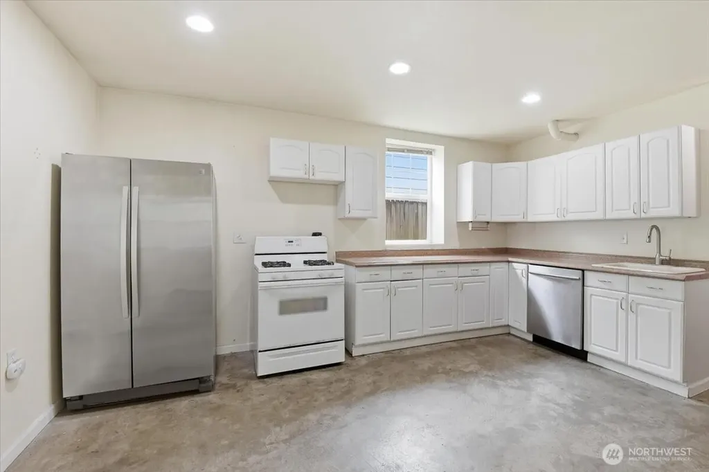 308 NE 50th Street Seattle WA 98105