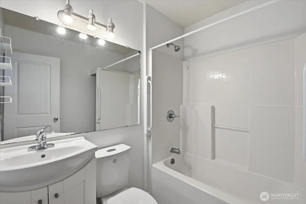308 NE 50th Street Seattle WA 98105