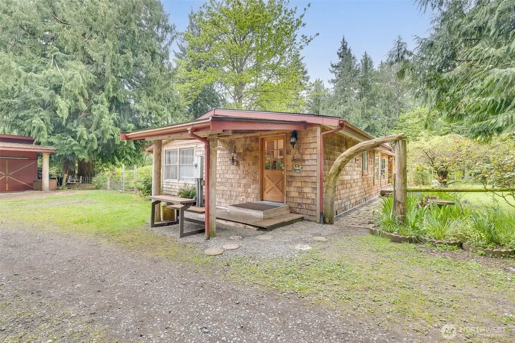 472 Iris Lane Camano Island WA 98282