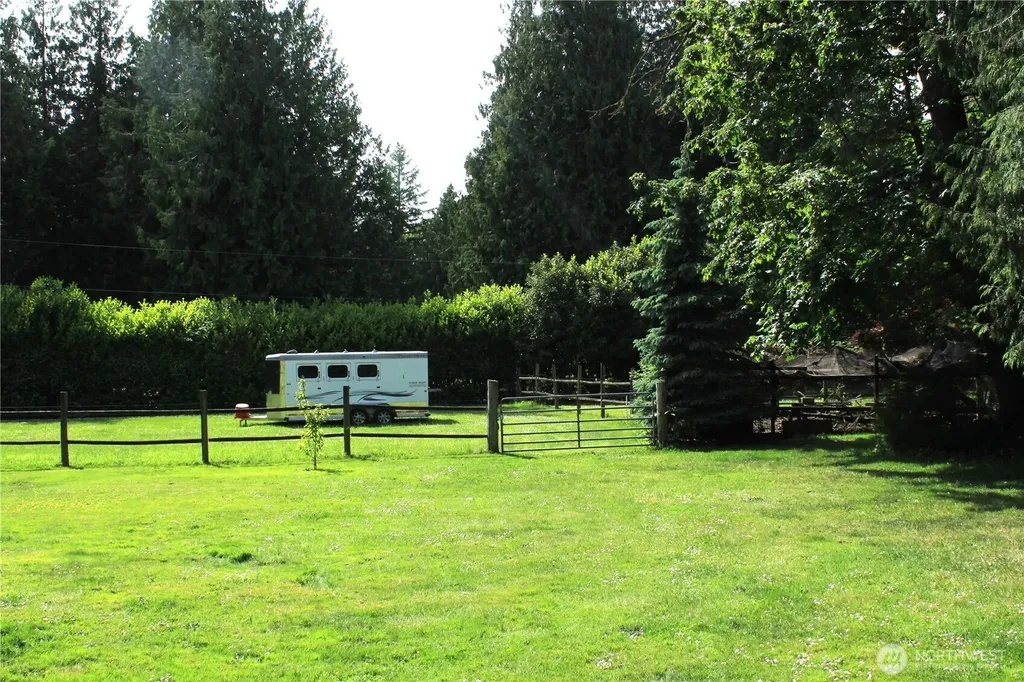 472 Iris Lane Camano Island WA 98282