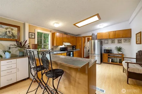472 Iris Lane Camano Island WA 98282