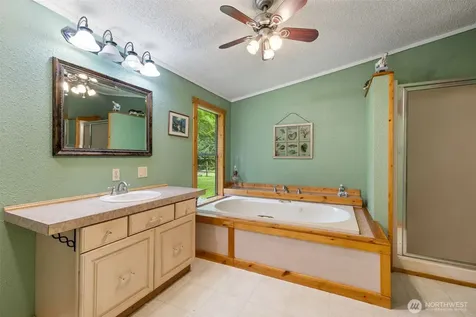 472 Iris Lane Camano Island WA 98282