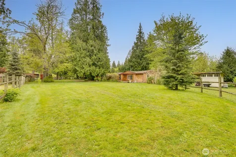 472 Iris Lane Camano Island WA 98282