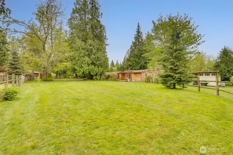 472 Iris Lane Camano Island WA 98282