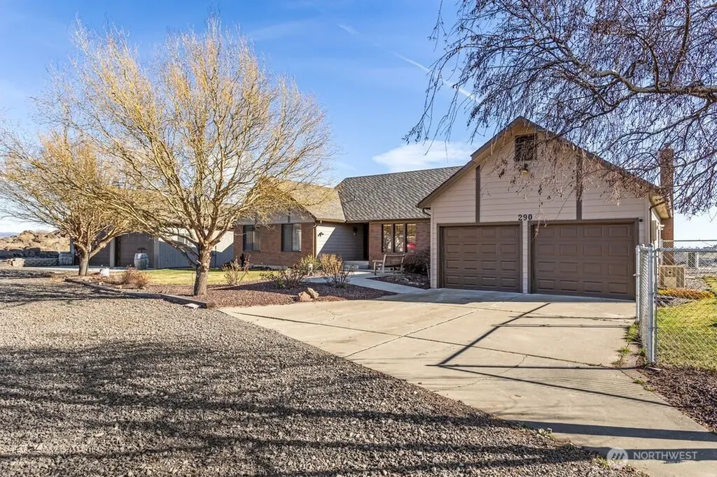 290 Trails End Lane Yakima WA 98903