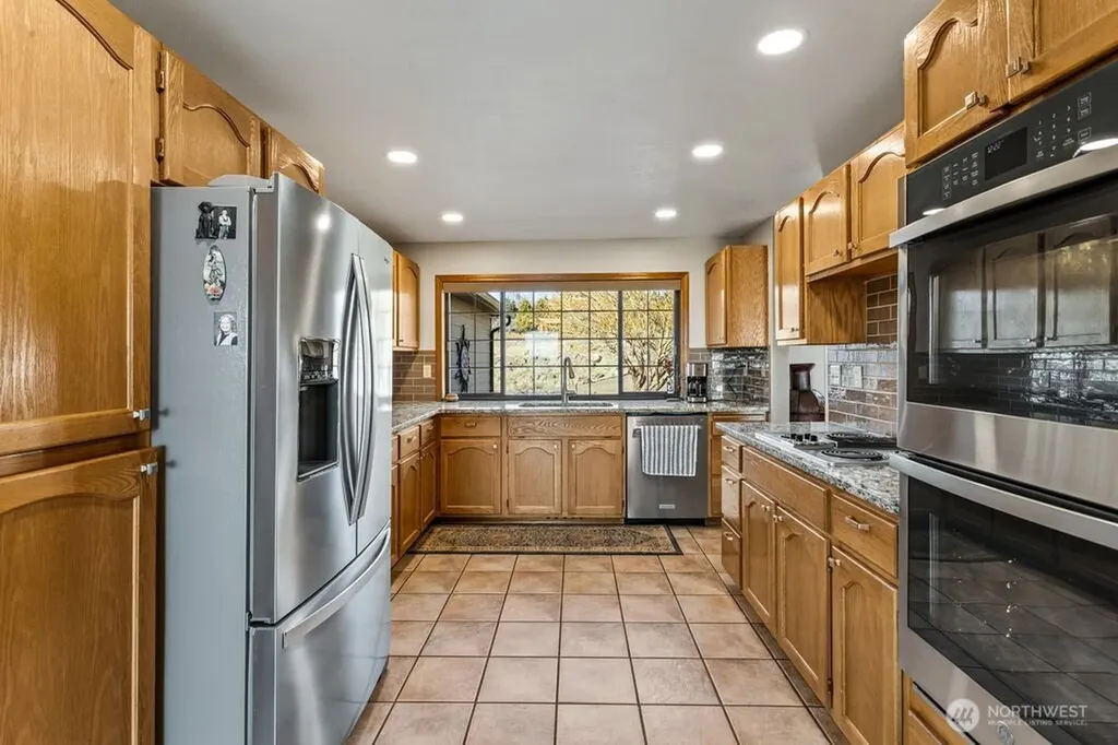 290 Trails End Lane Yakima WA 98903
