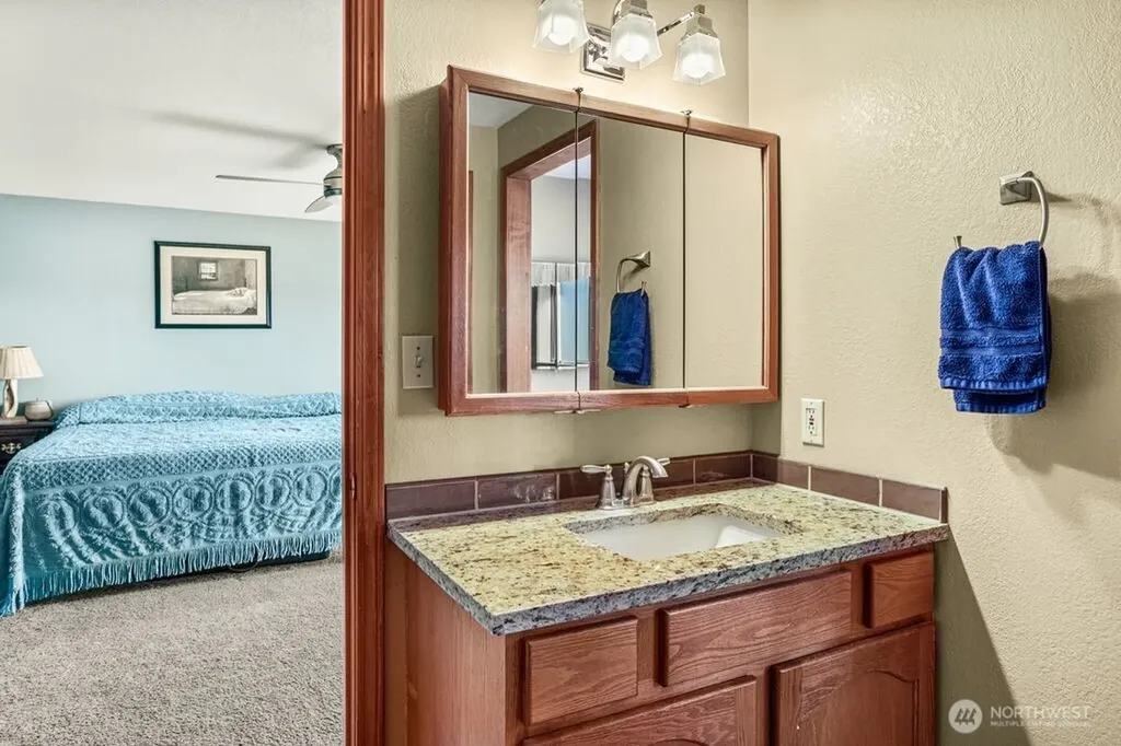 290 Trails End Lane Yakima WA 98903
