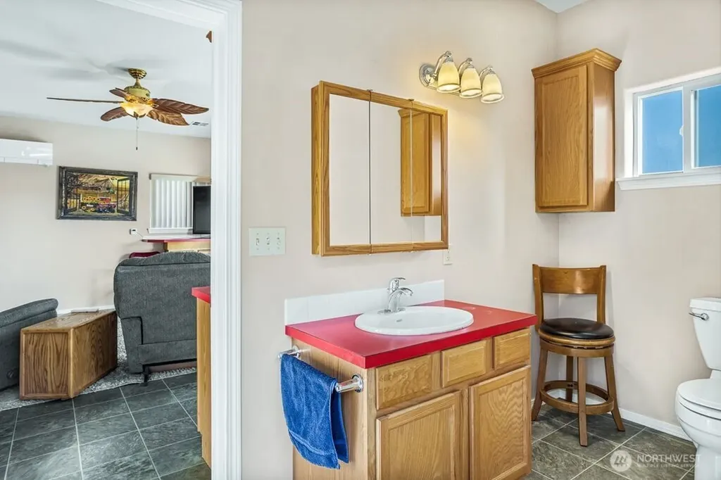 290 Trails End Lane Yakima WA 98903