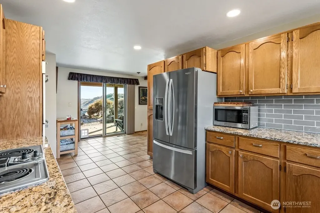 290 Trails End Lane Yakima WA 98903
