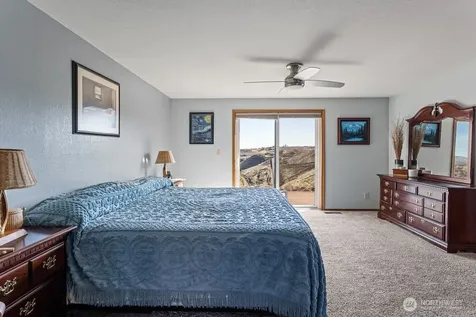 290 Trails End Lane Yakima WA 98903