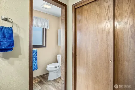 290 Trails End Lane Yakima WA 98903