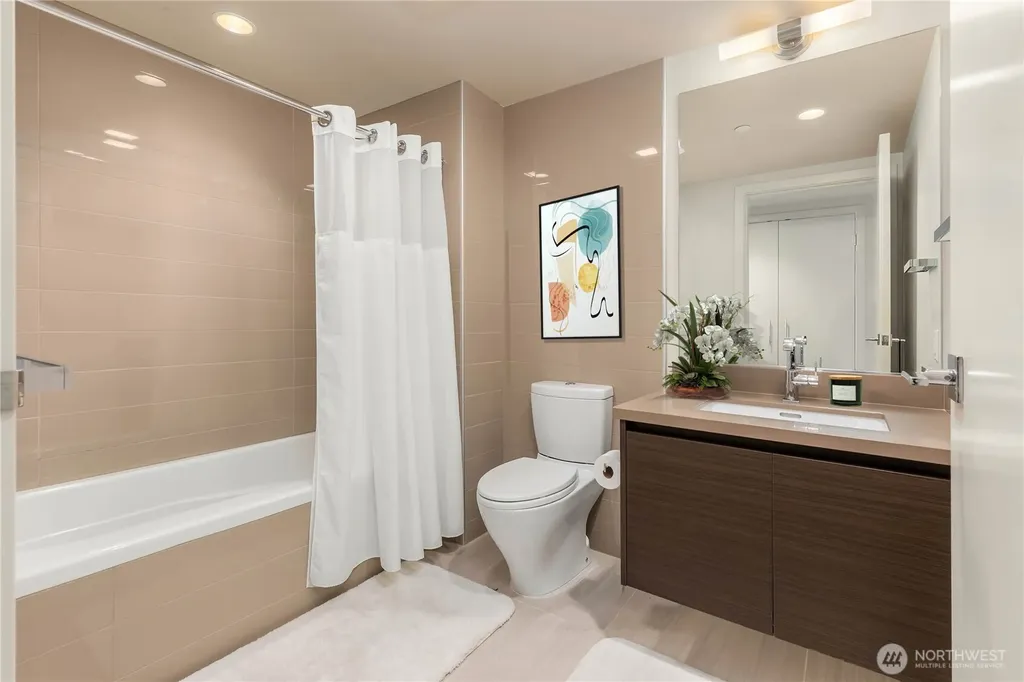 583 Battery Street Seattle WA 98121