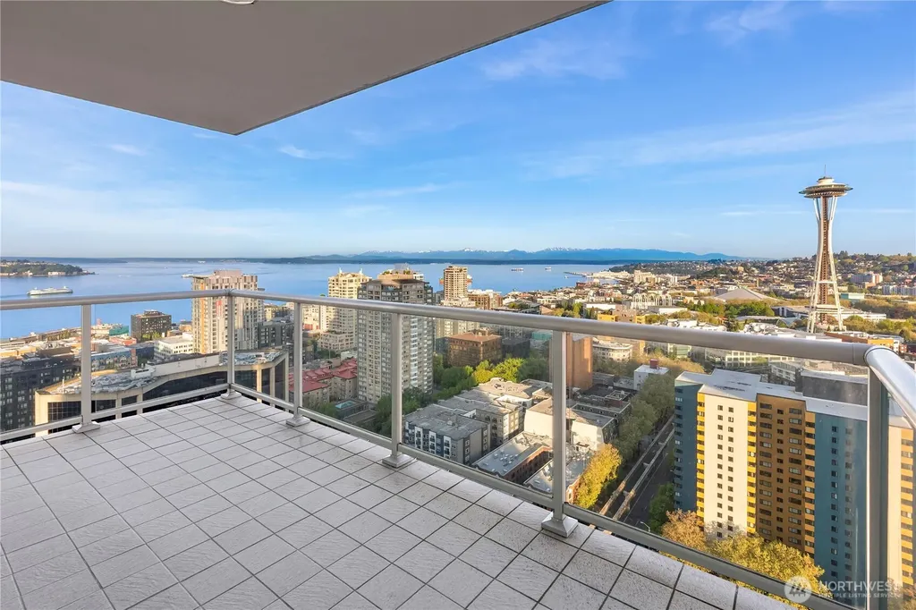 583 Battery Street Seattle WA 98121
