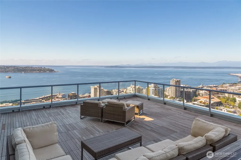 583 Battery Street Seattle WA 98121