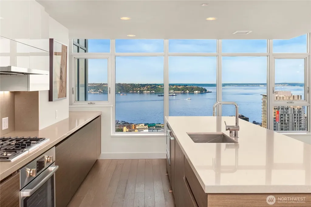 583 Battery Street Seattle WA 98121