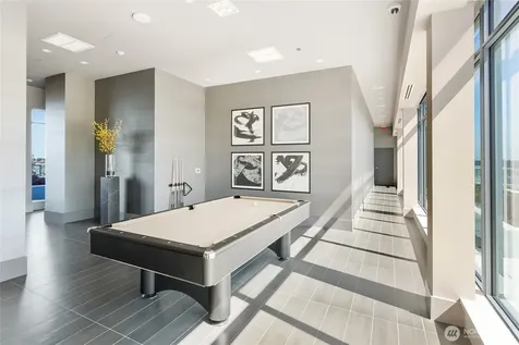 583 Battery Street Seattle WA 98121