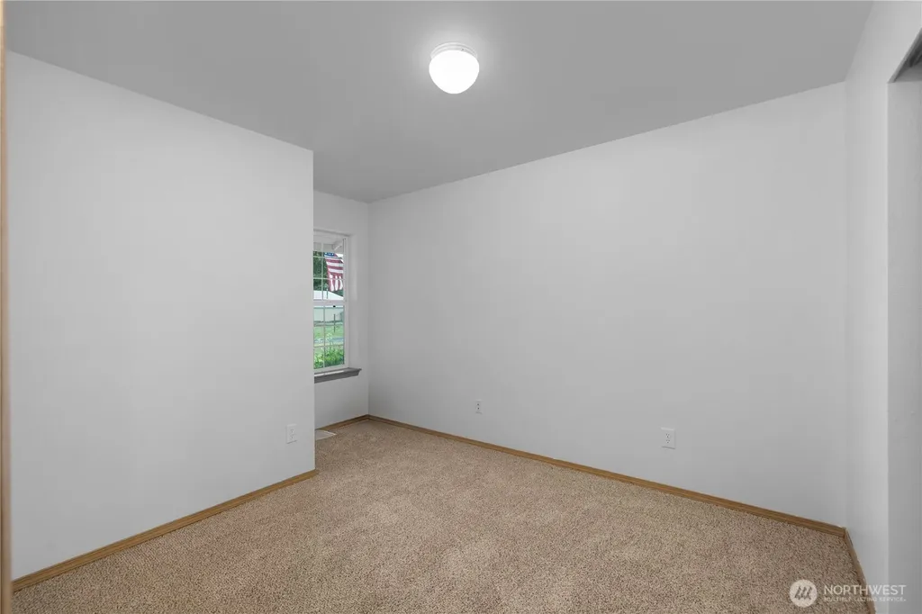 7606 187th Avenue SW Rochester WA 98579