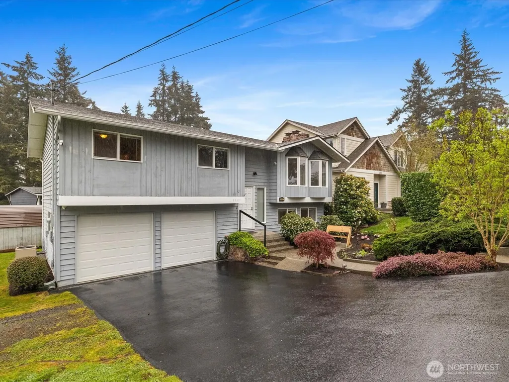 22427 82 Ave W Edmonds WA 98026