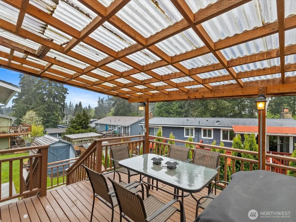 22427 82 Ave W Edmonds WA 98026