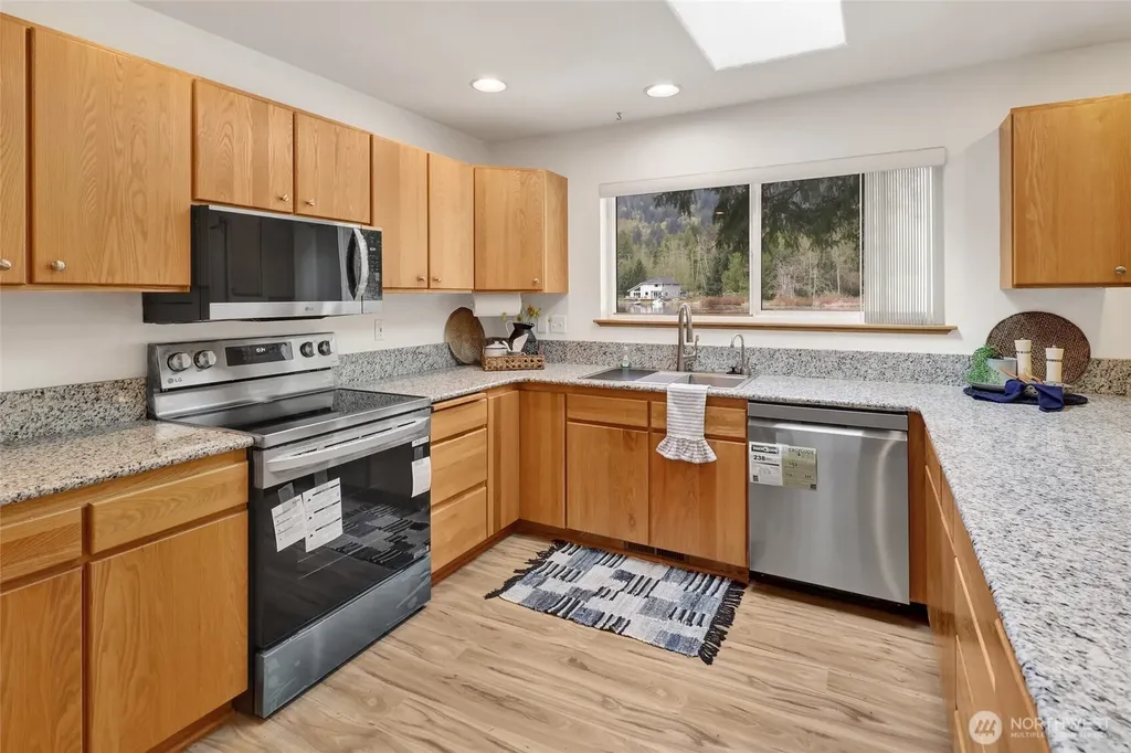659 Cain Lake Road Sedro Woolley WA 98284