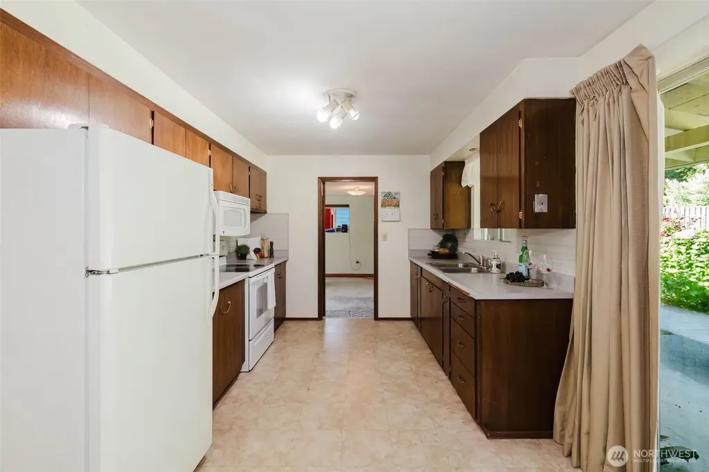 5924 Nora Street NW Bremerton WA 98311