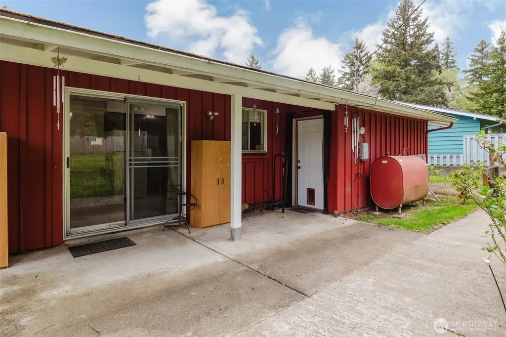 5924 Nora Street NW Bremerton WA 98311
