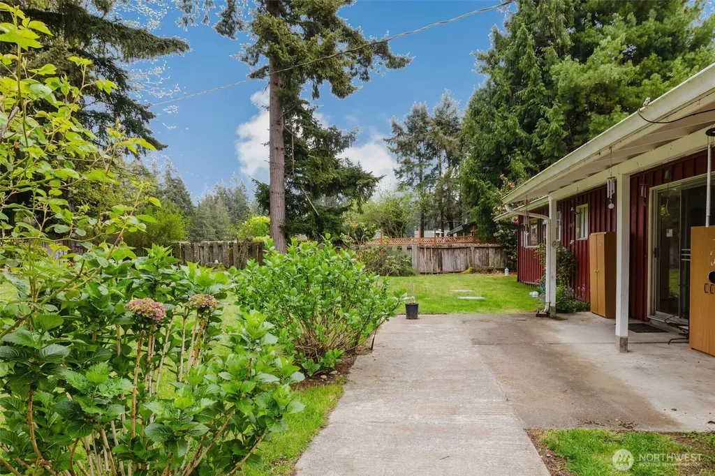 5924 Nora Street NW Bremerton WA 98311