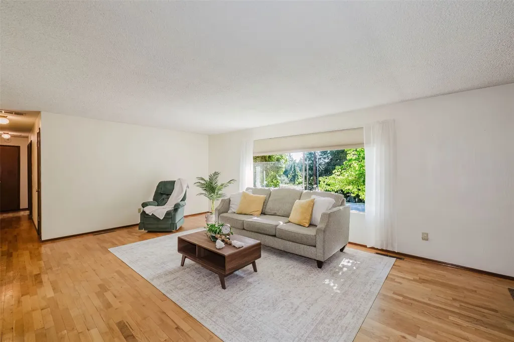5924 Nora Street NW Bremerton WA 98311