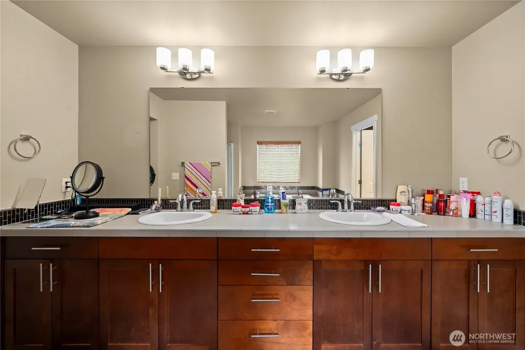 6321 Victoria Avenue SE Auburn WA 98092