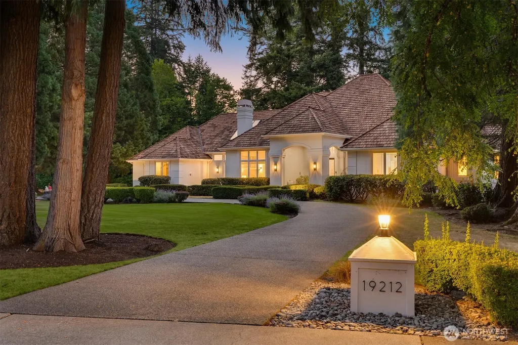 19212 NE 149th Street Woodinville WA 98077