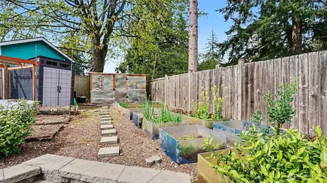4002 NE 7th Court Renton WA 98056