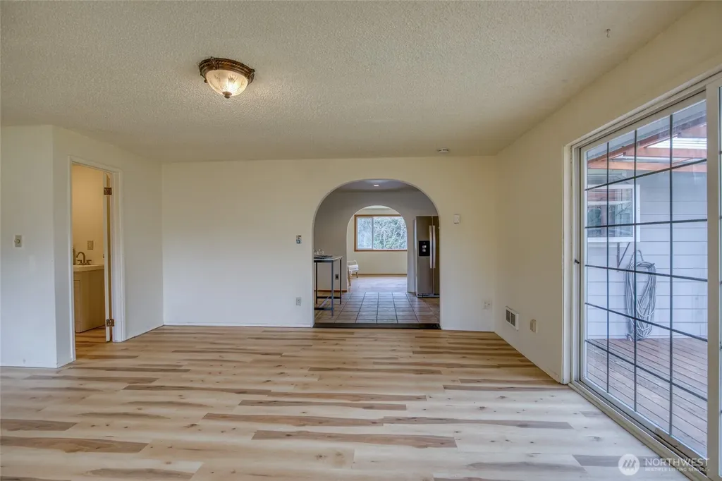 175 Jib Street NW Ocean Shores WA 98569