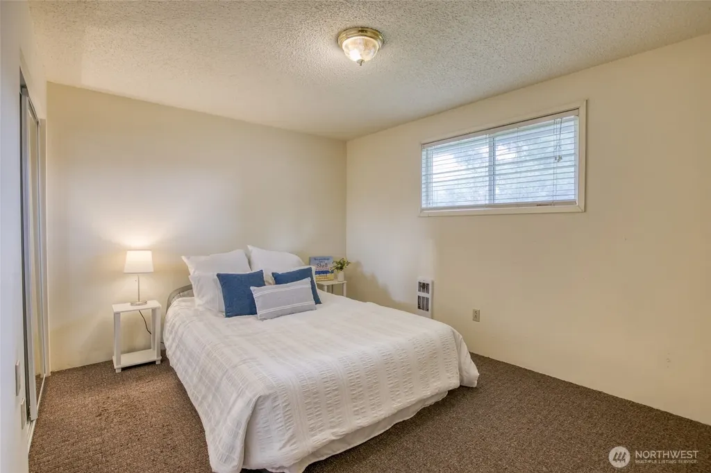 175 Jib Street NW Ocean Shores WA 98569