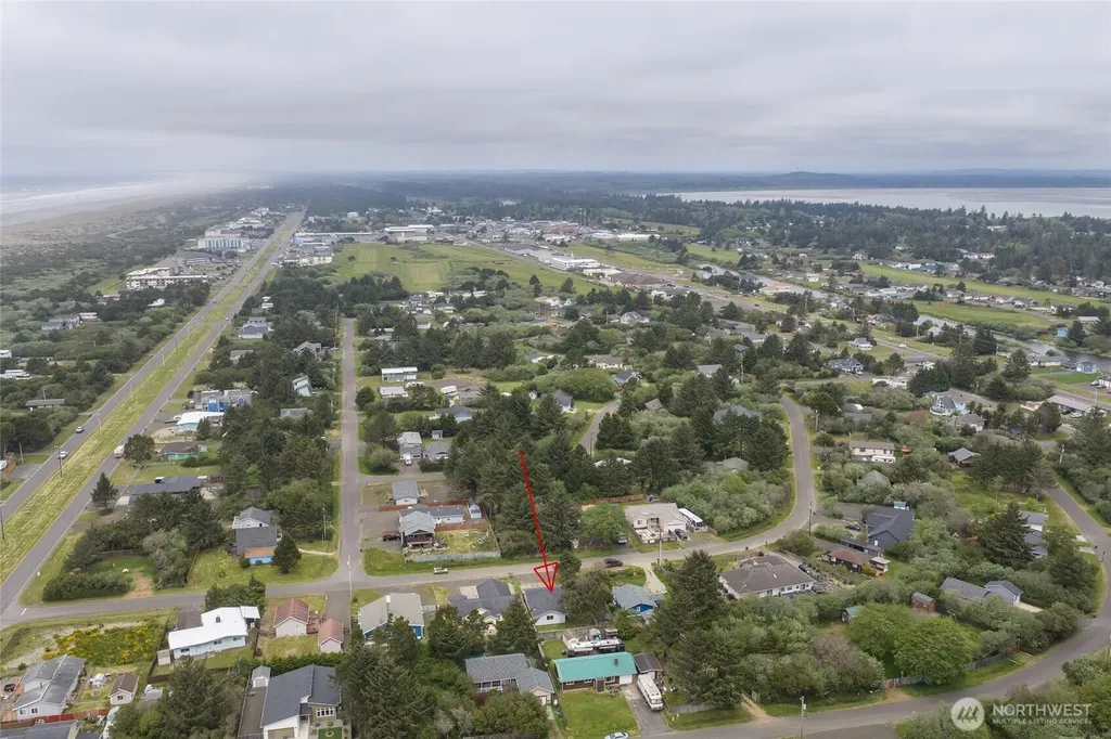 175 Jib Street NW Ocean Shores WA 98569