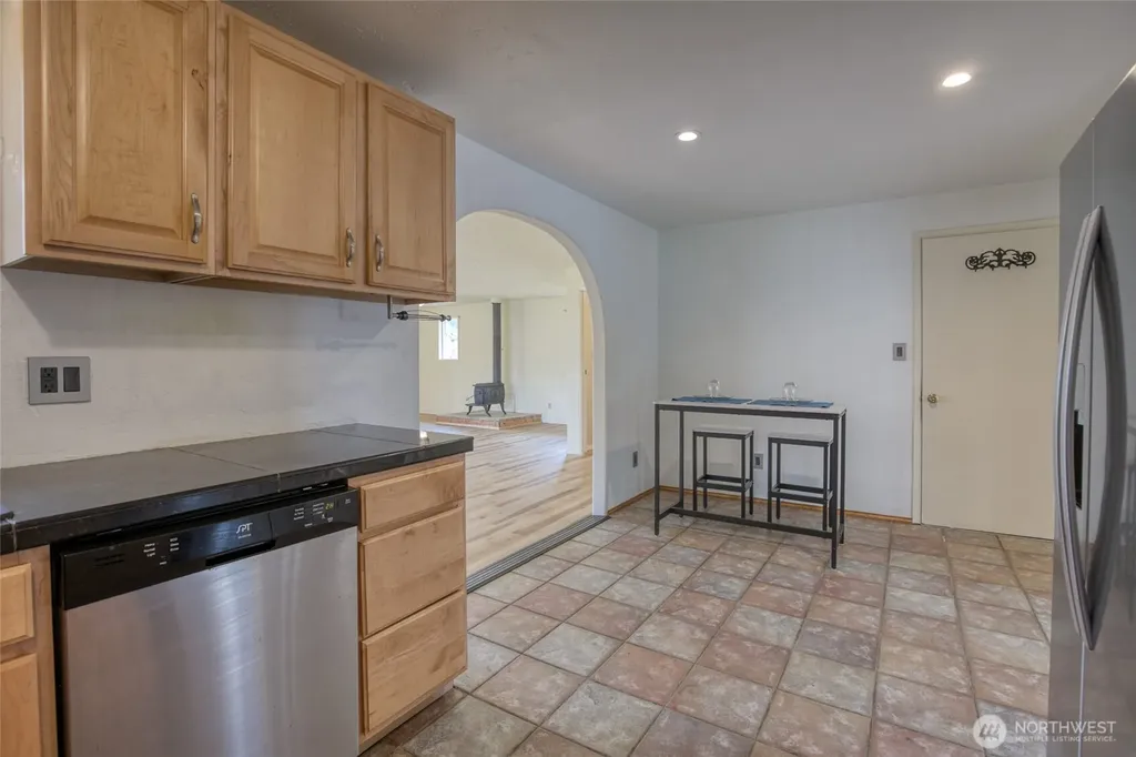 175 Jib Street NW Ocean Shores WA 98569