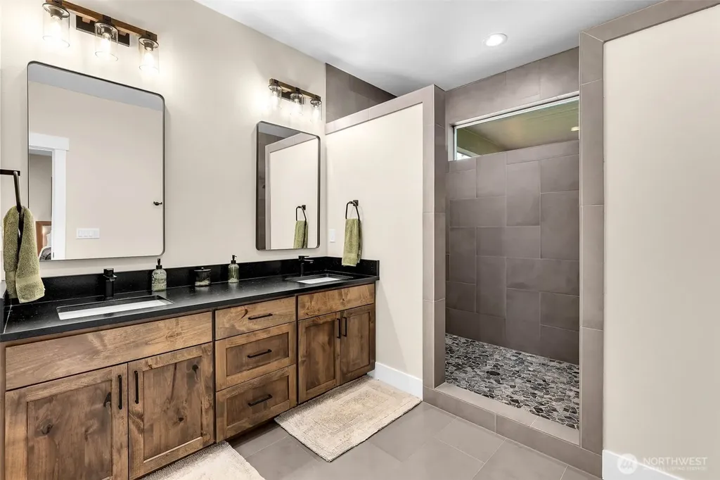 185 Eagle Court Woodland WA 98674