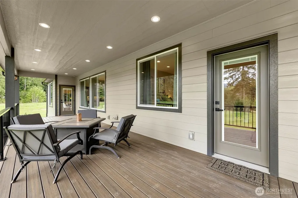 185 Eagle Court Woodland WA 98674