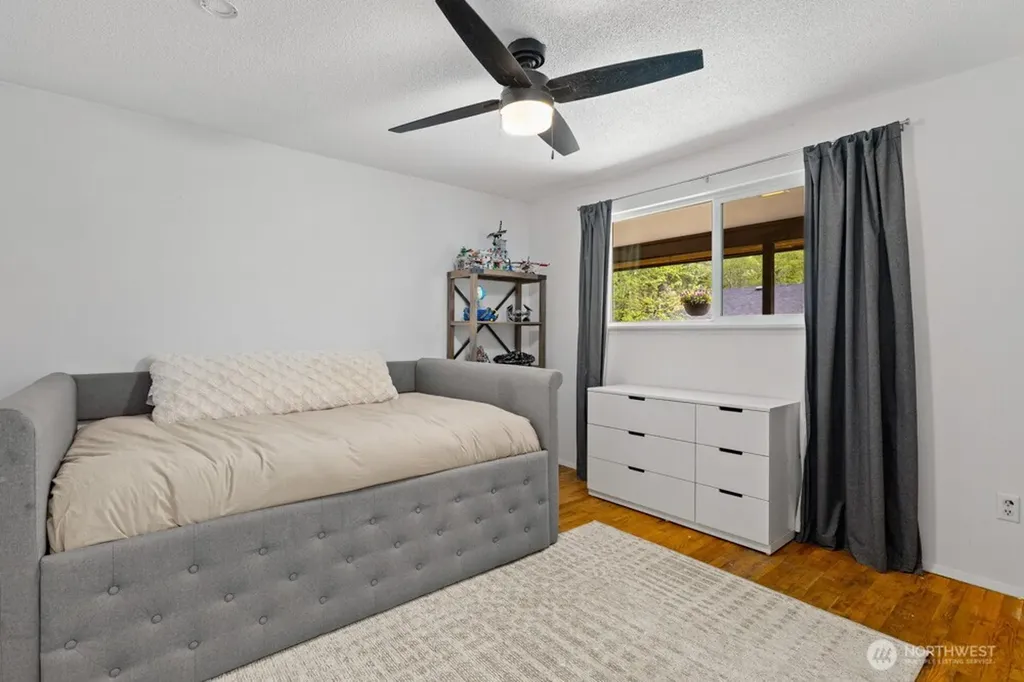 7506 66th Avenue W Lakewood WA 98499
