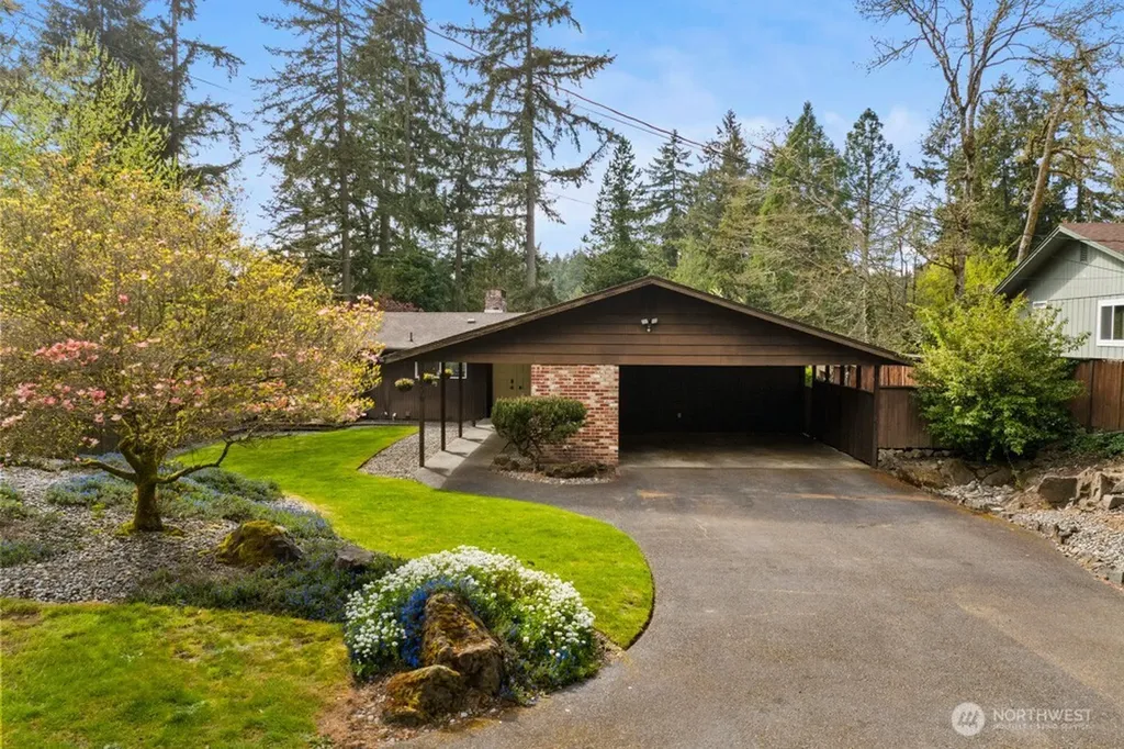 7506 66th Avenue W Lakewood WA 98499