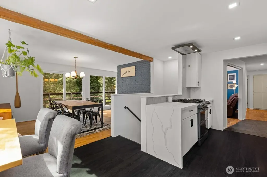 7506 66th Avenue W Lakewood WA 98499