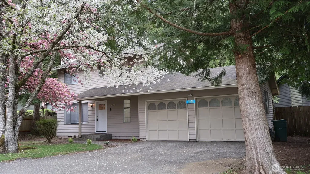 3205 Westminster Drive SE Port Orchard WA 98366