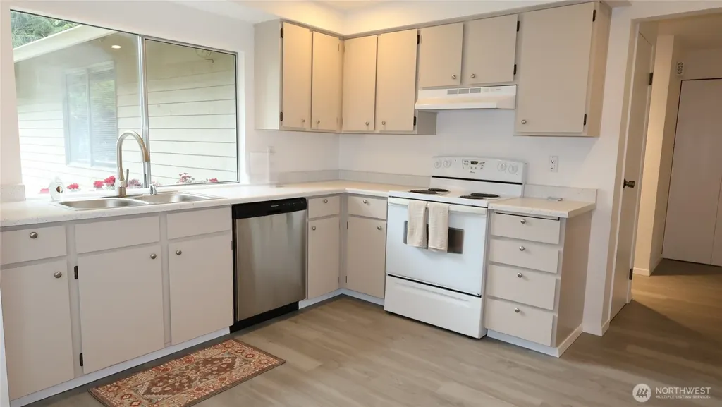 3205 Westminster Drive SE Port Orchard WA 98366