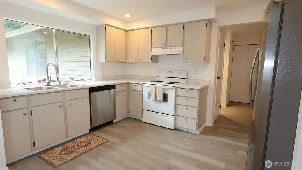3205 Westminster Drive SE Port Orchard WA 98366