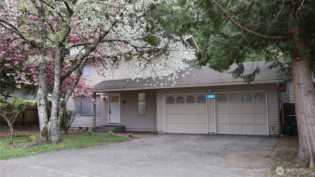 3205 Westminster Drive SE Port Orchard WA 98366