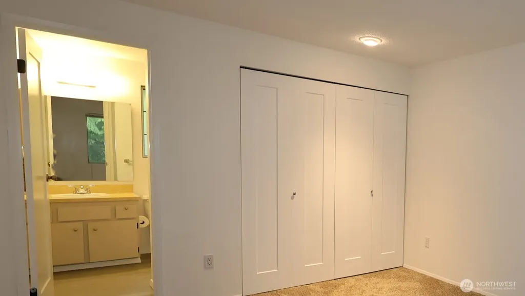 3205 Westminster Drive SE Port Orchard WA 98366