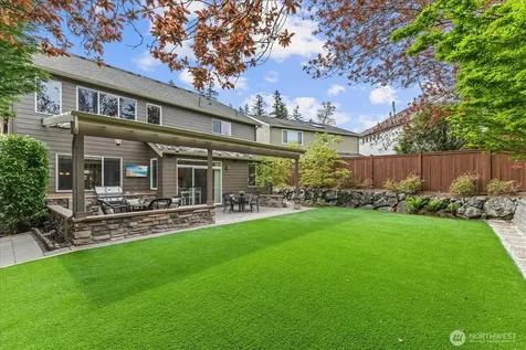 27174 SE 18th Place Sammamish WA 98075