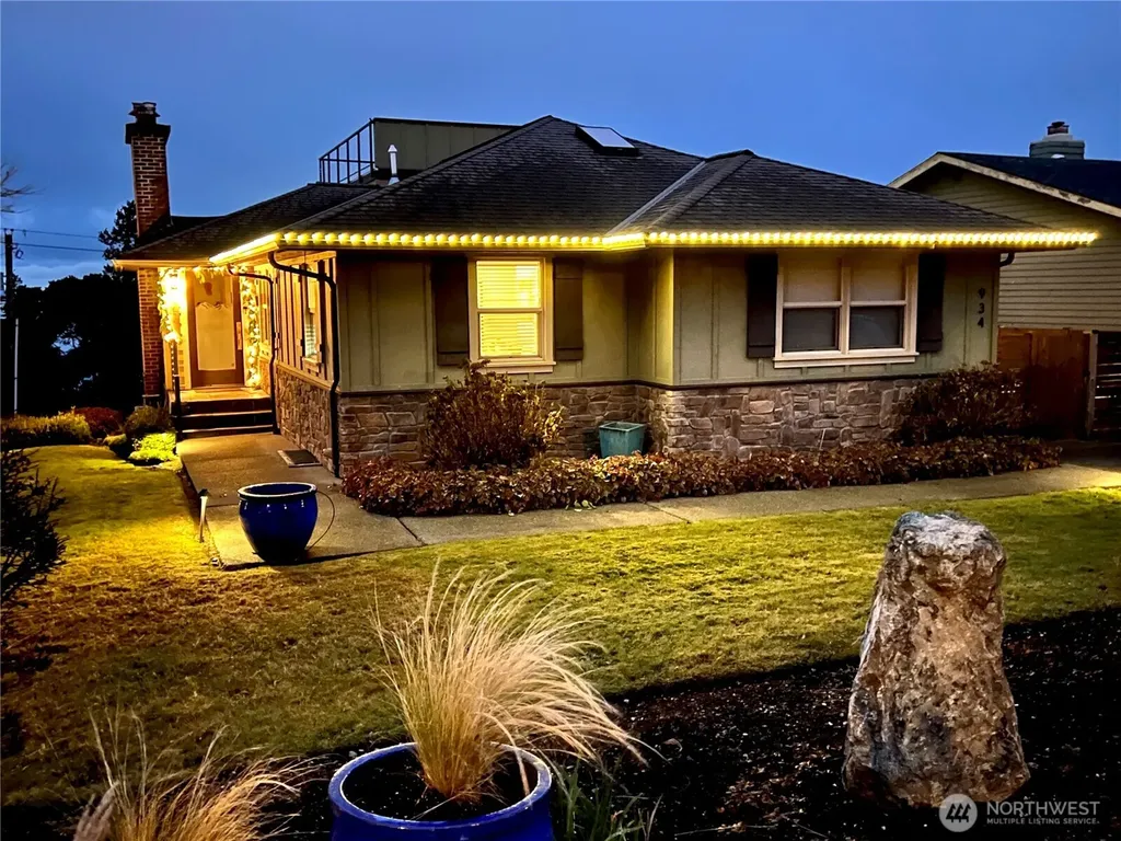 934 14th Street Bellingham WA 98225